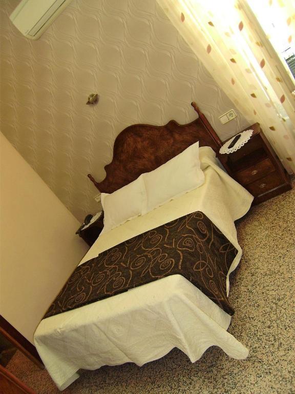 Hostal Miguel Angel Madrid Extérieur photo