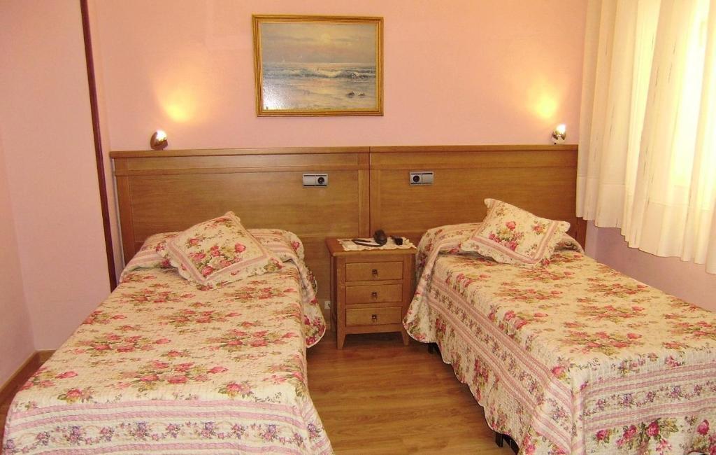 Hostal Miguel Angel Madrid Chambre photo